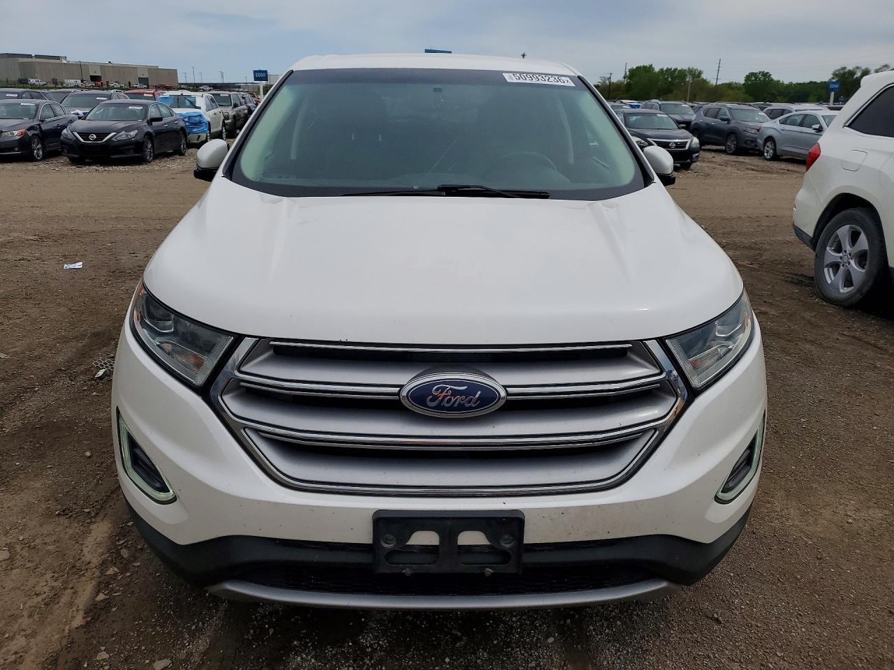 2017 Ford Edge Titanium - Фото 5