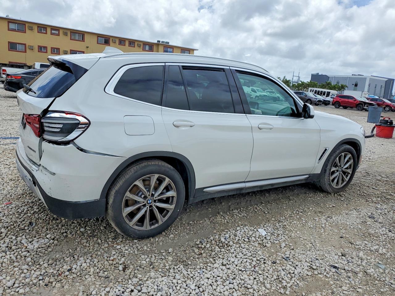 2019 BMW X3 Sdrive30I - Фото 3