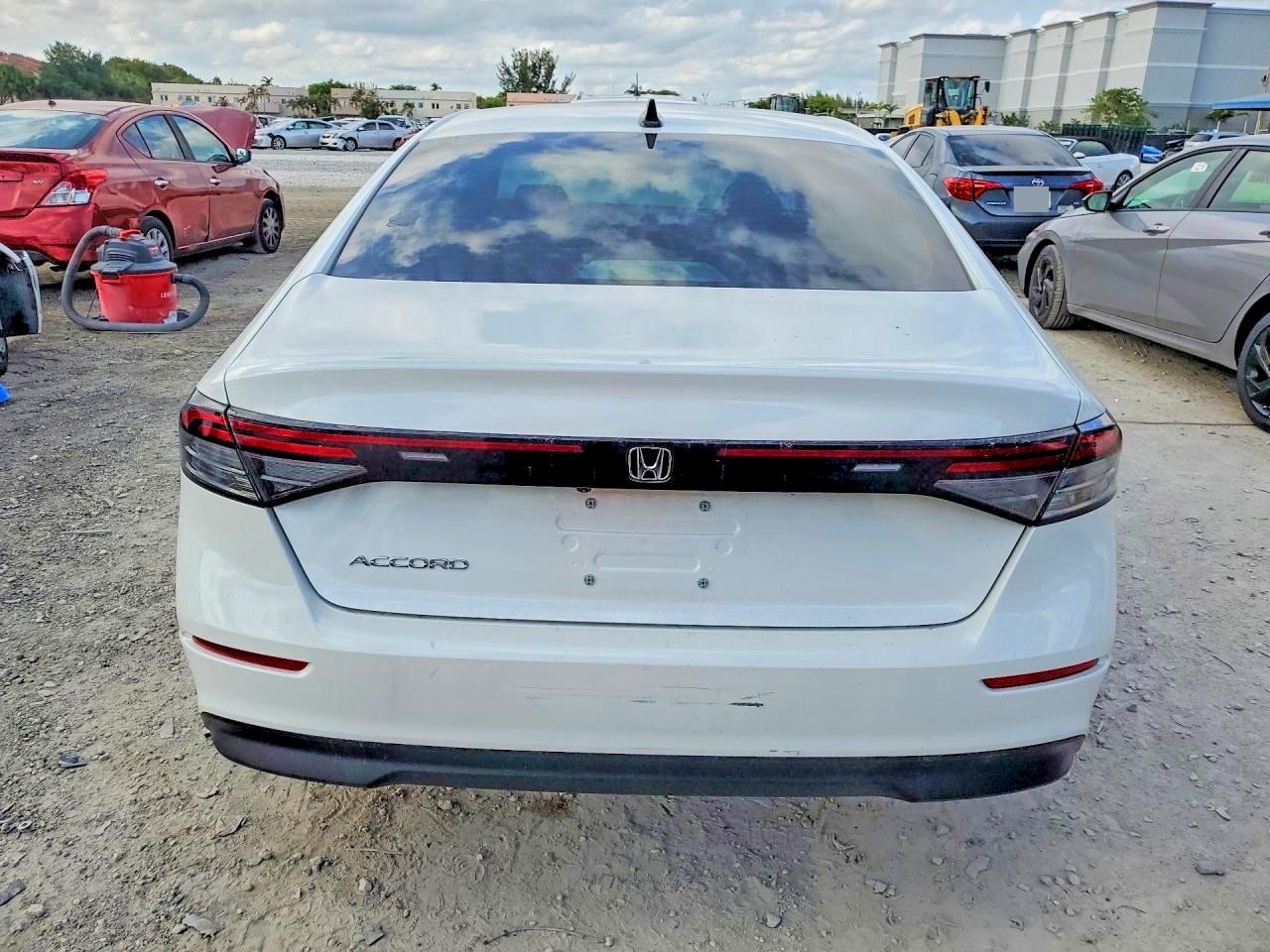 2025 Honda Accord Se - Image 6