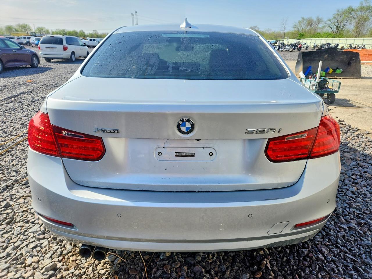 2015 BMW 328 Xi - Фото 6