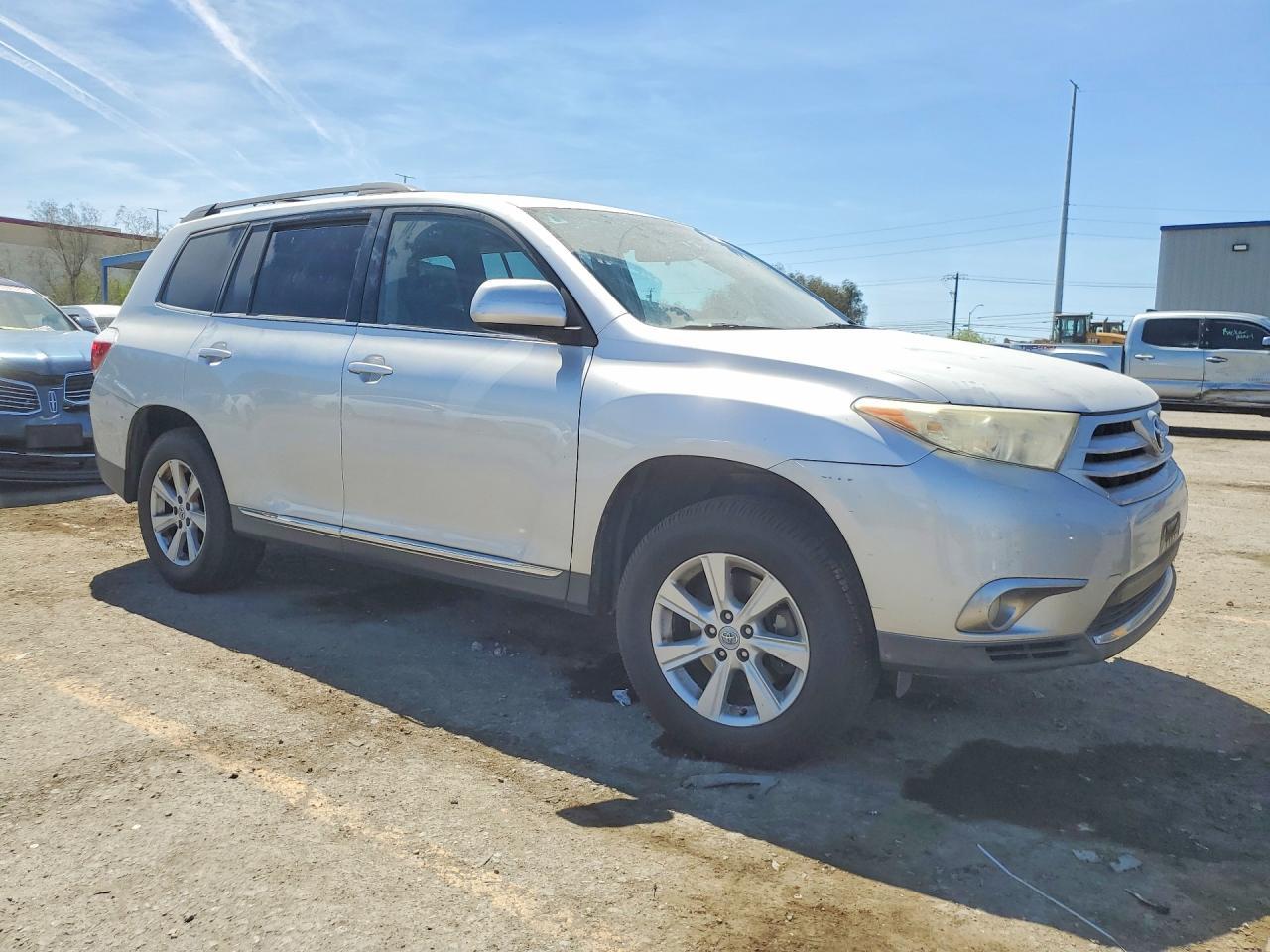 2011 Toyota Highlander Base - Фото 4