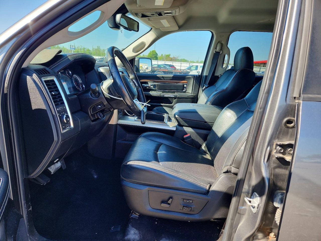 2013 Ram 1500 Laramie - Фото 7