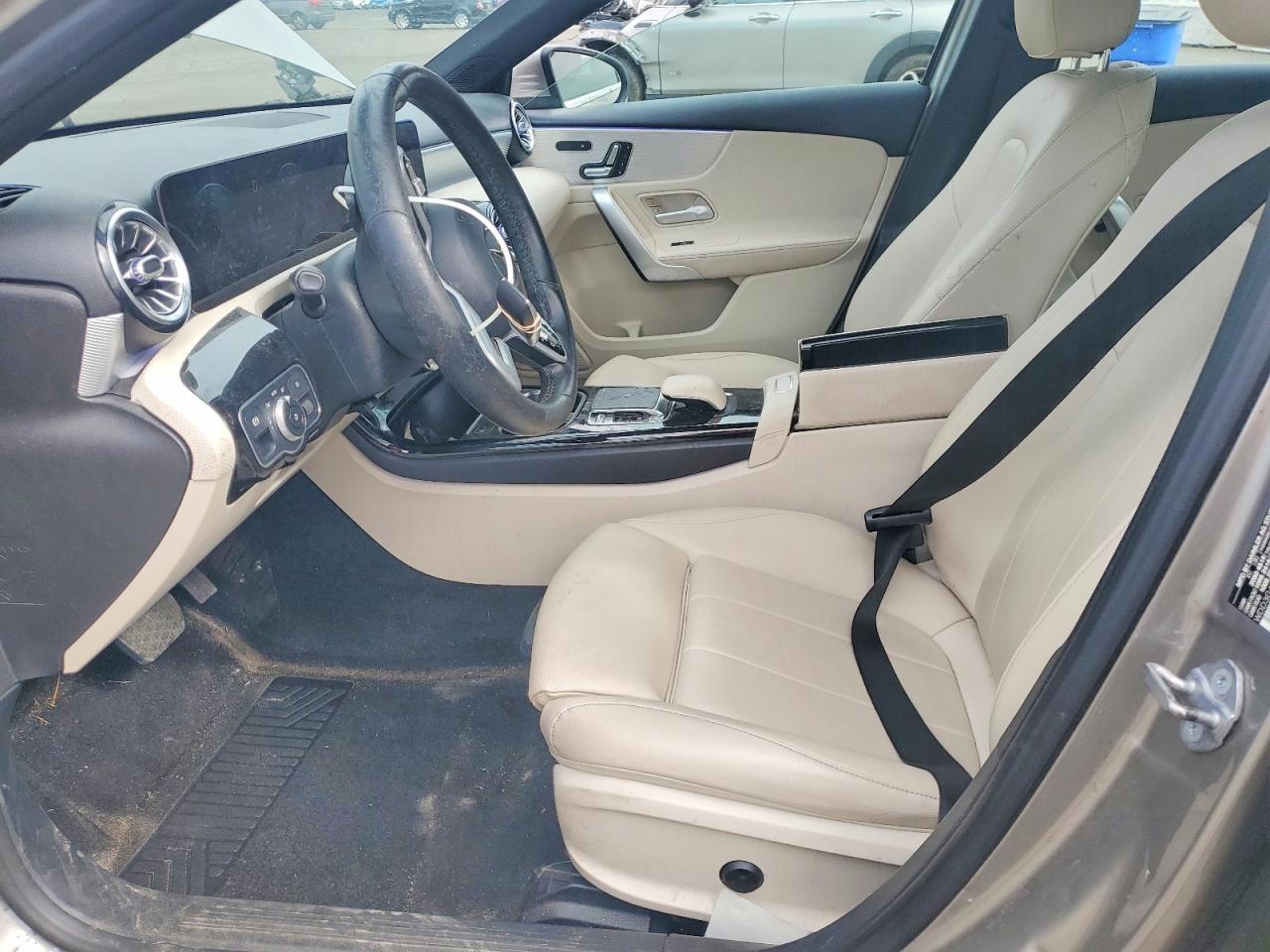 2020 Mercedes-Benz A 220 4Matic - Фото 7