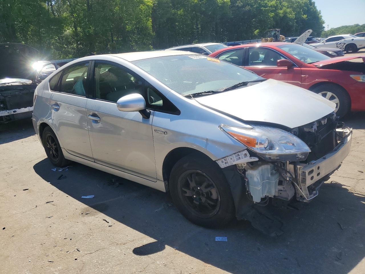 2013 Toyota Prius Three - Фото 4