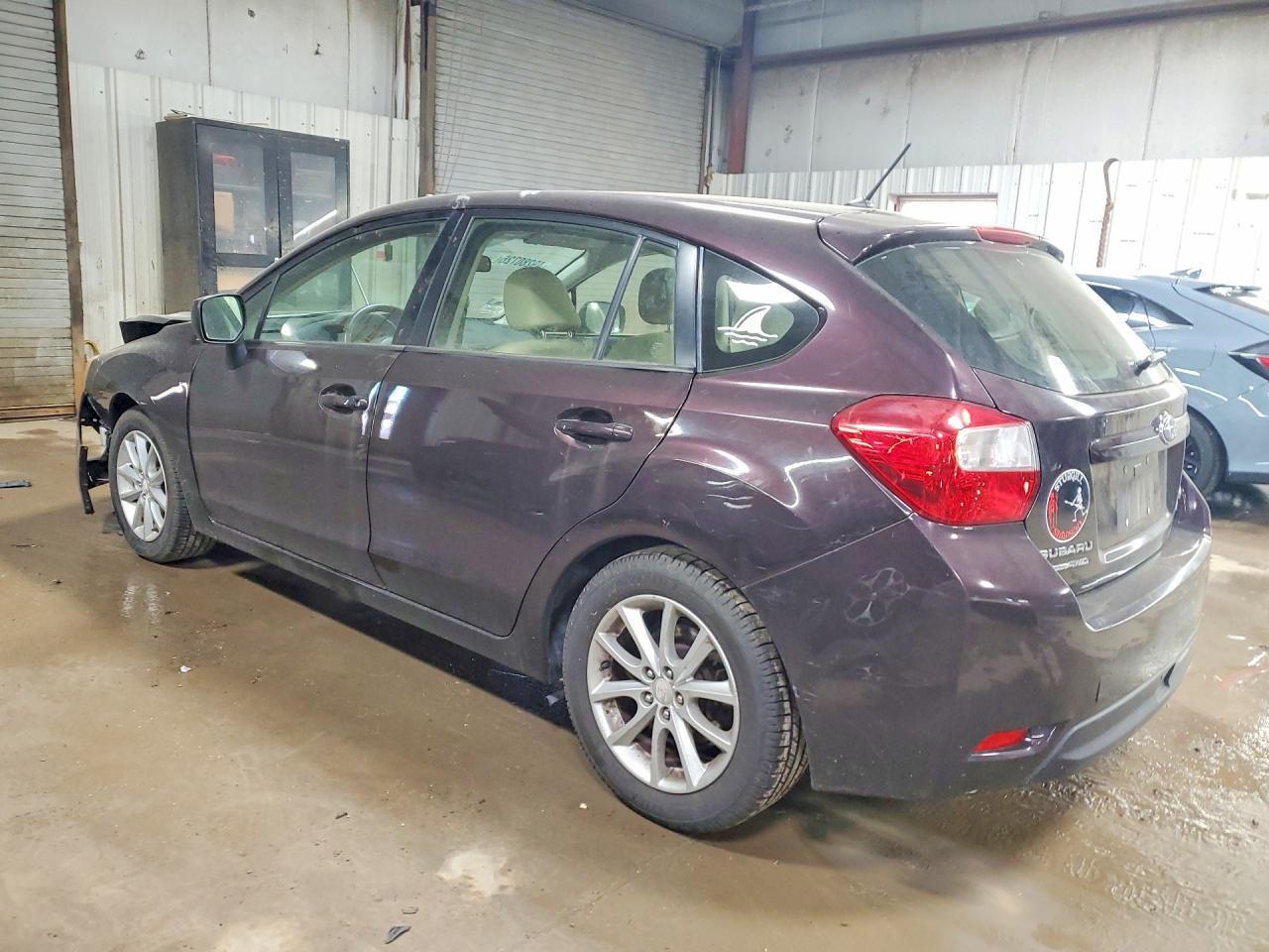 2013 Subaru Impreza Premium - Фото 2