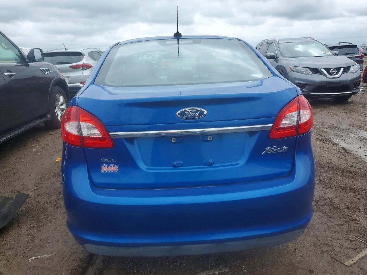 2011 Ford Fiesta Sel - Image 6