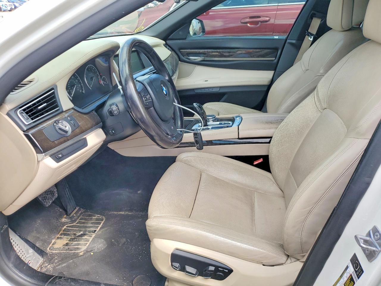2013 BMW 750 Li - Image 7
