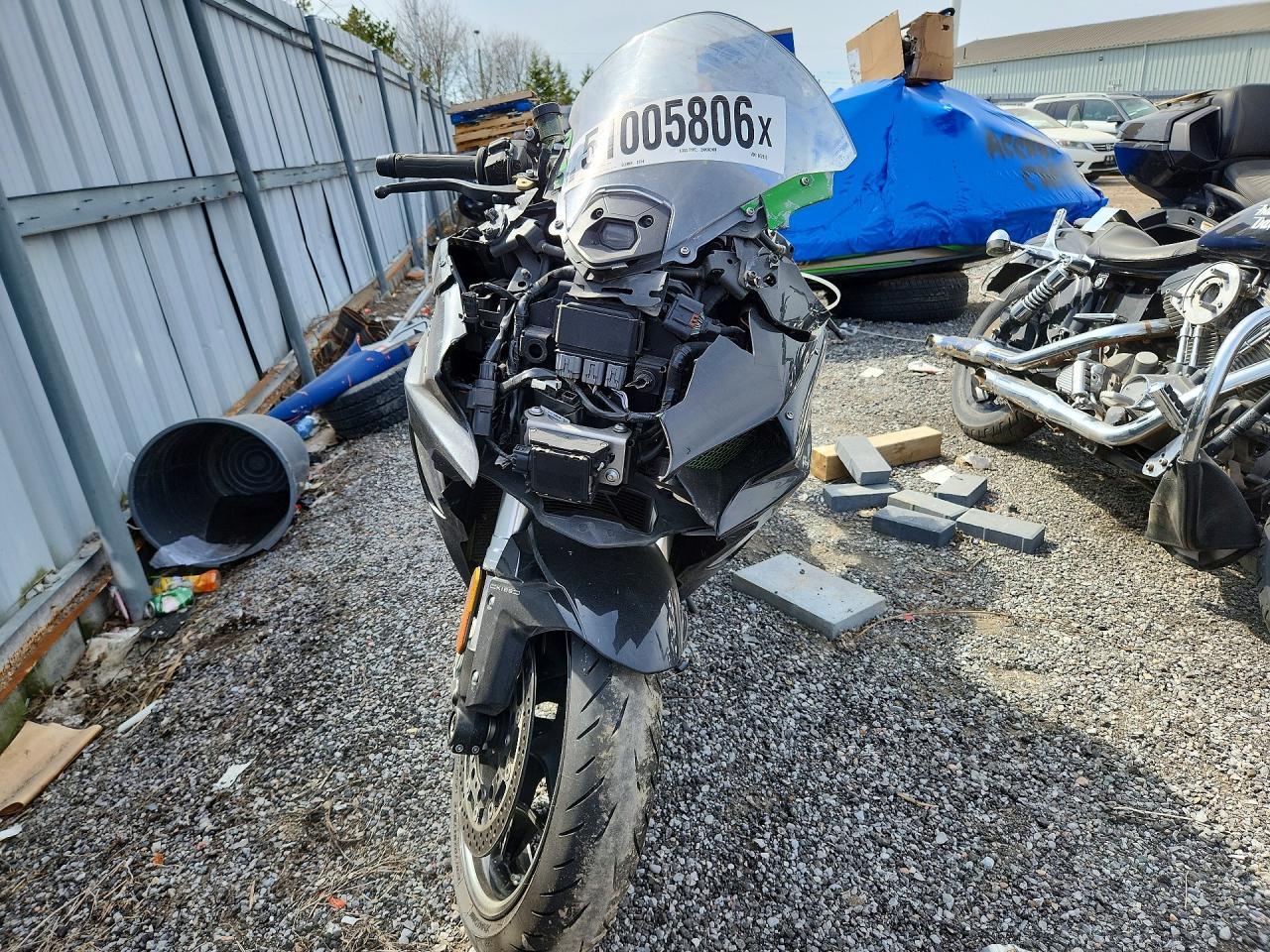 2023 Kawasaki Zx1002 R - Image 2