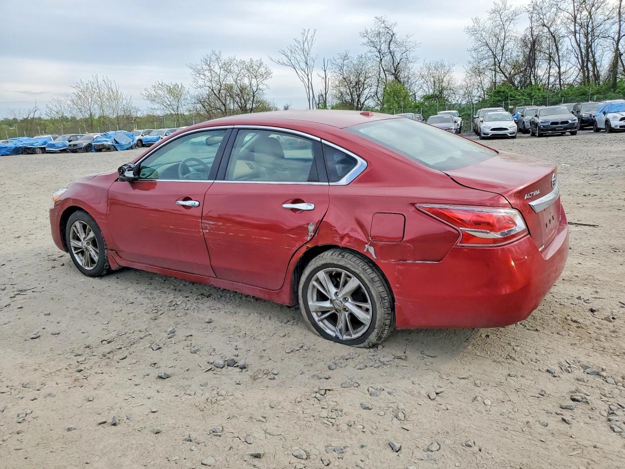 2013 Nissan Altima 2.5 - Фото 2