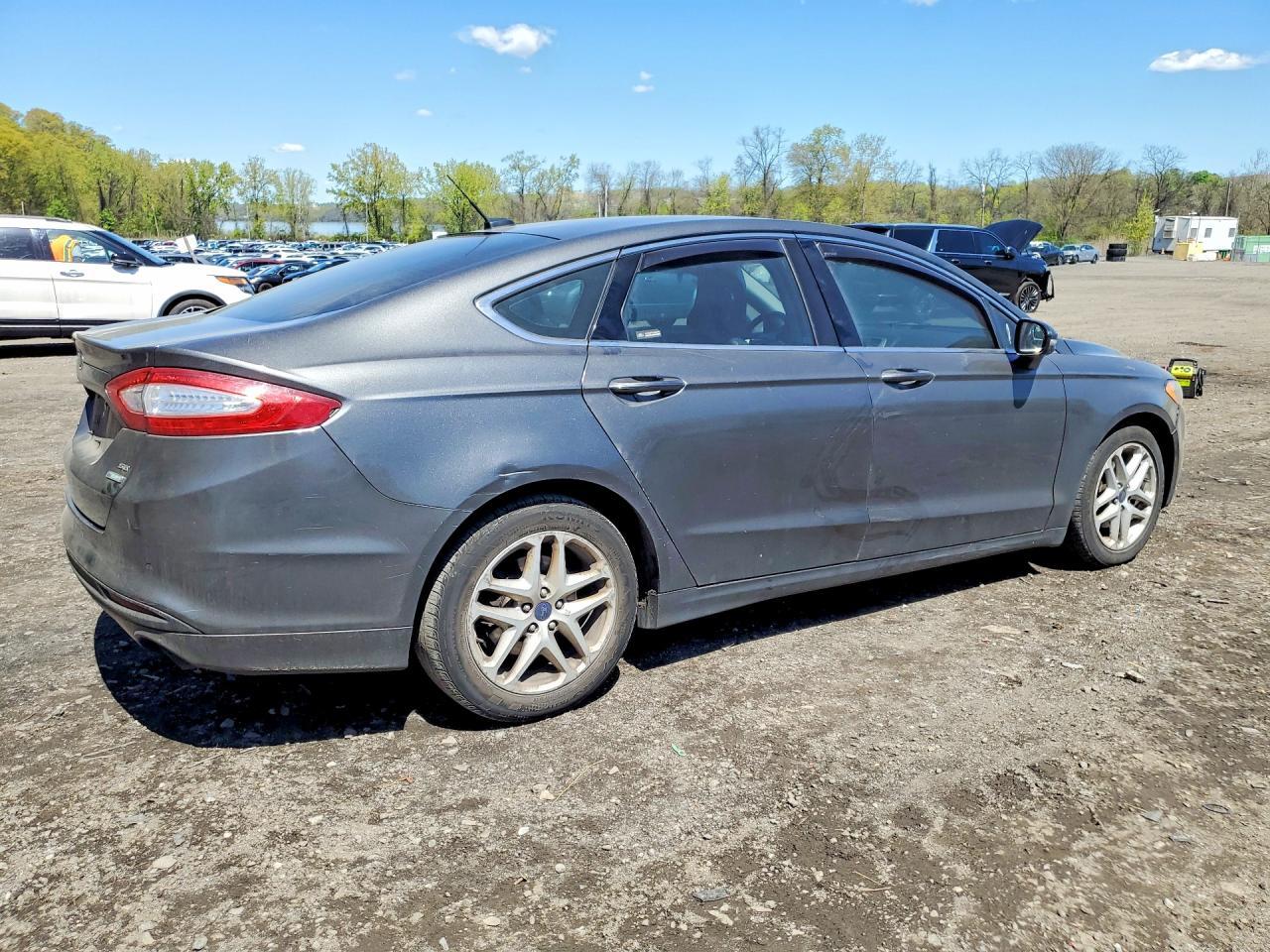 2016 Ford Fusion Se - Image 3