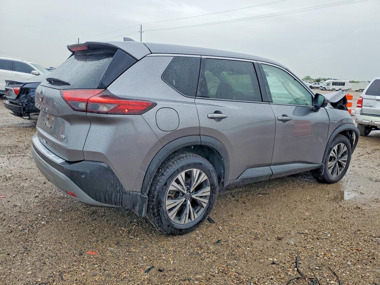2023 Nissan Rogue - Фото 3