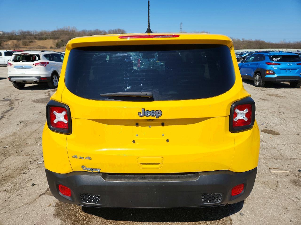 2023 Jeep Renegade Latitude - Фото 6