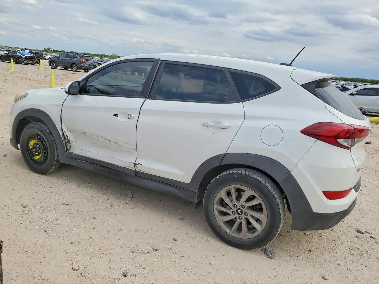 2017 Hyundai Tucson Se - Фото 2