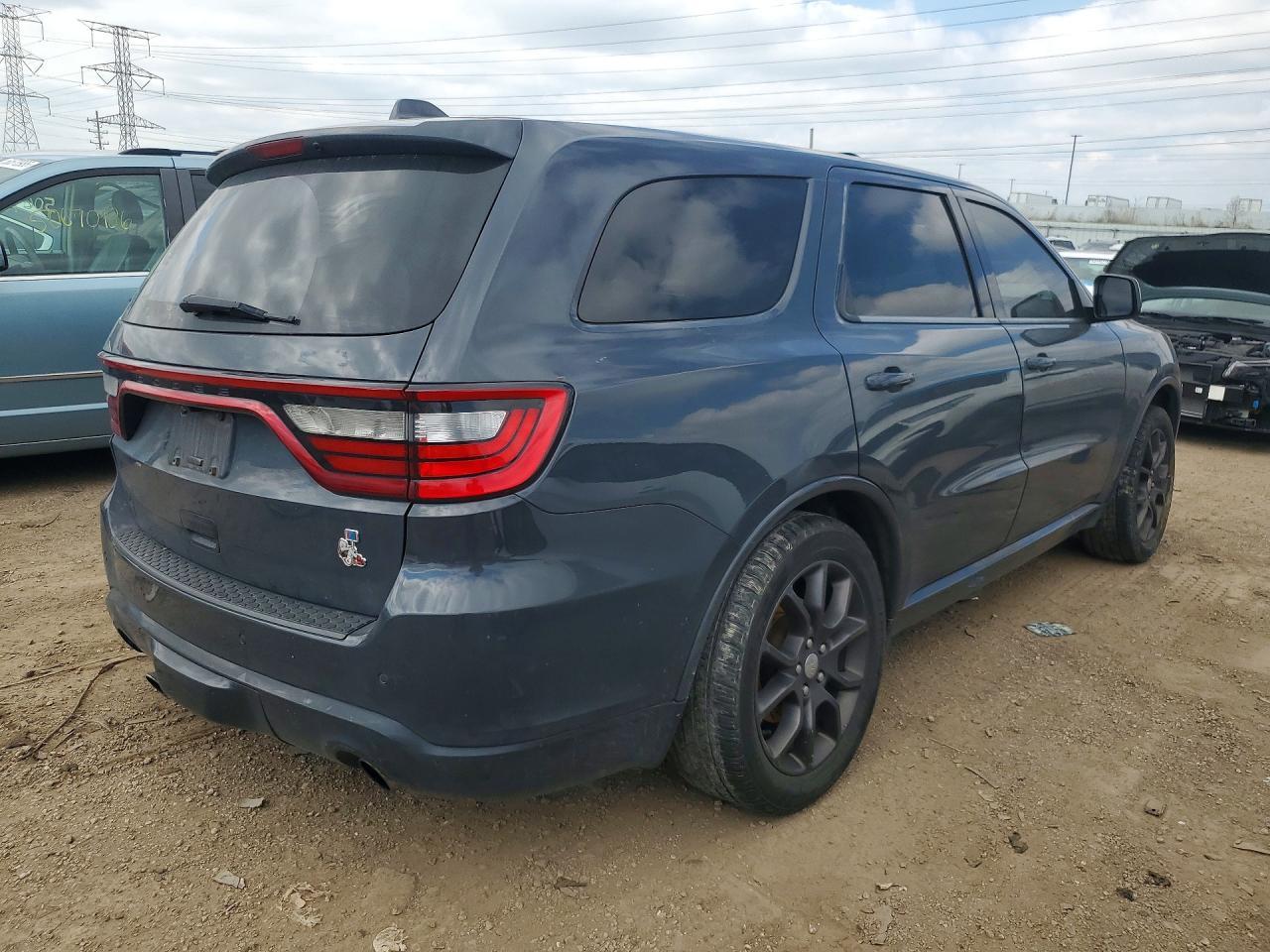 2017 Dodge Durango R - Image 3