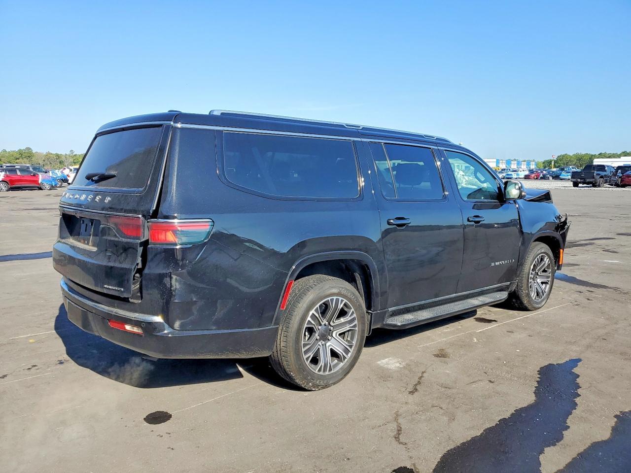 2024 Jeep Wagoneer L Series Ii - Фото 3