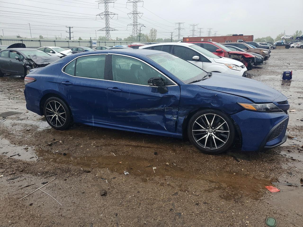 2024 Toyota Camry Se - Фото 4