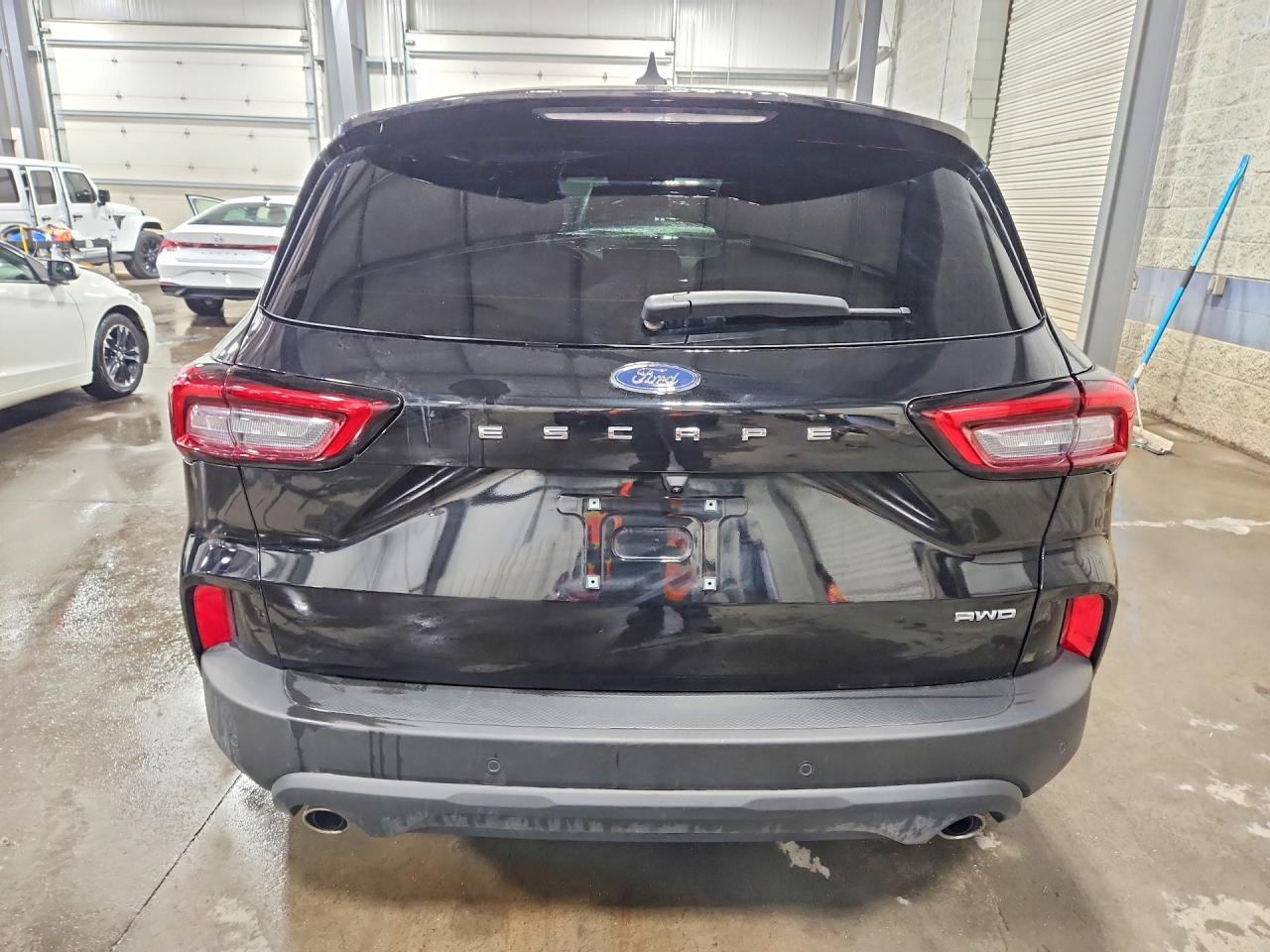 2025 Ford Escape St Line - Фото 6