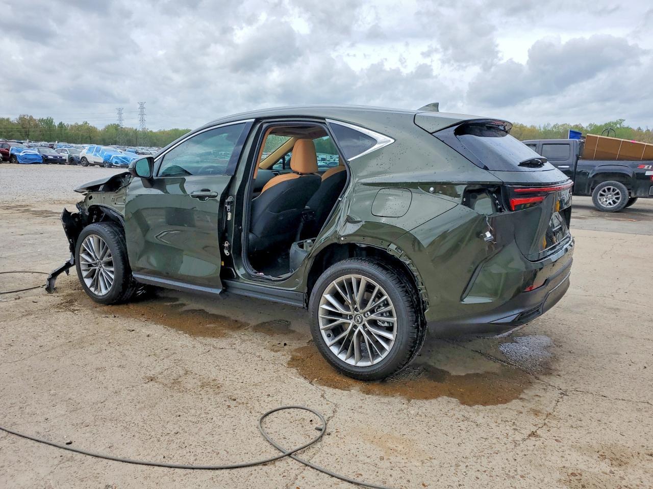 2026 Lexus Nx 350H Luxury - Image 2