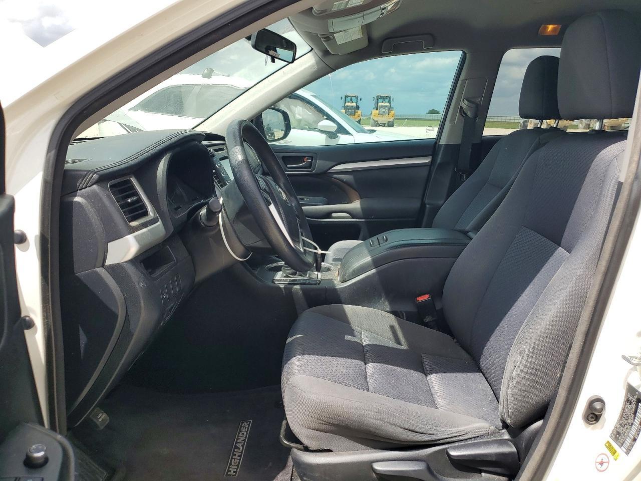 2014 Toyota Highlander Le - Фото 7