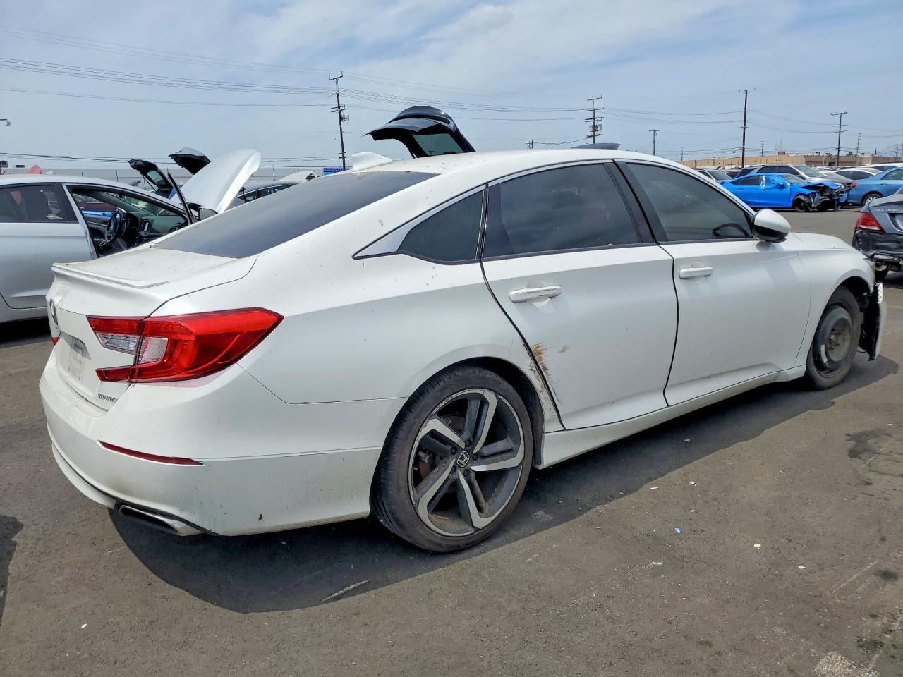 2018 Honda Accord Sport - Image 3