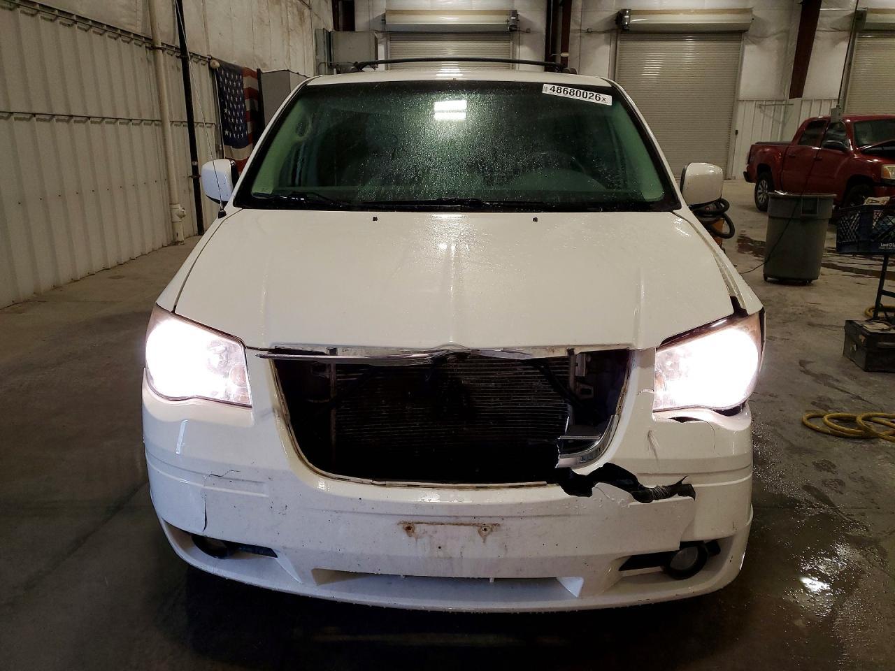 2008 Chrysler Town & Country Touring - Фото 5