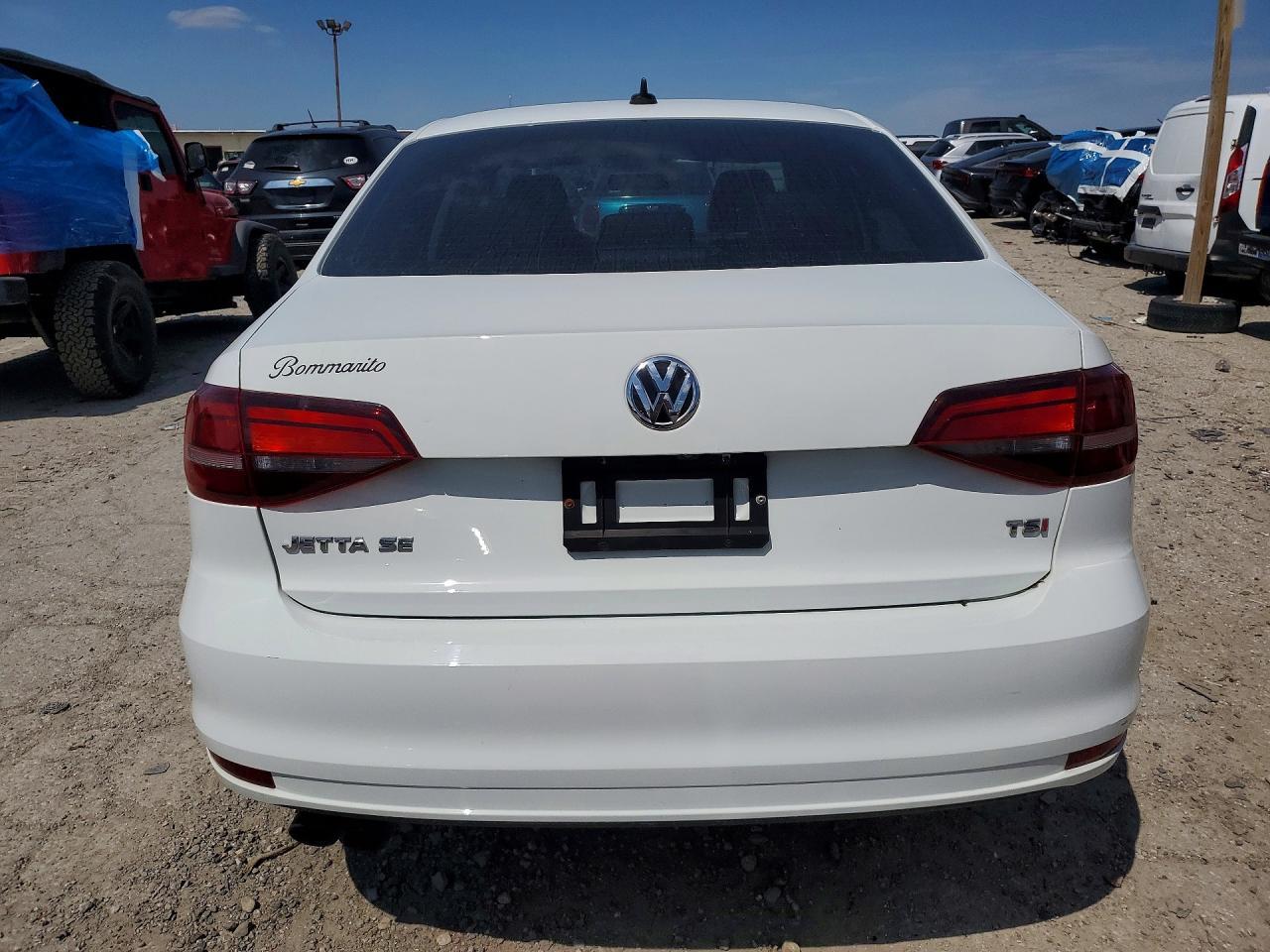 2018 Volkswagen Jetta Se - Фото 6