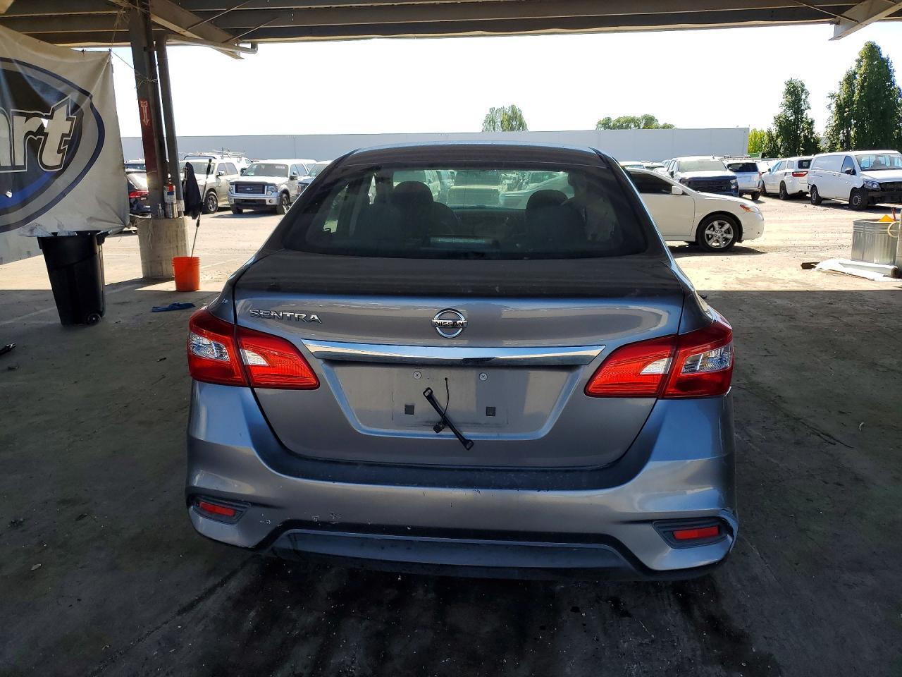 2016 Nissan Sentra S - Image 6