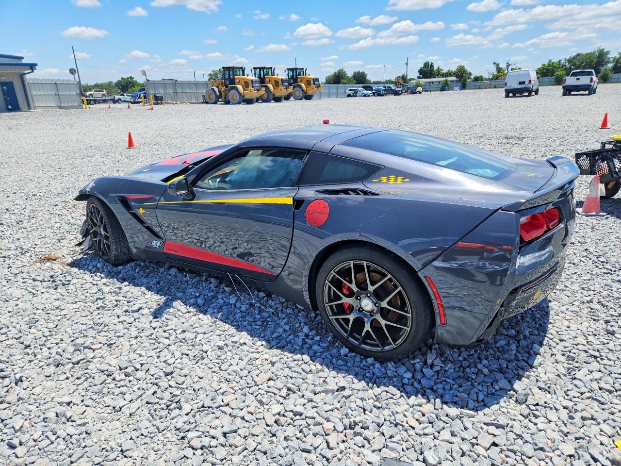 2014 Chevrolet Corvette Stingray Z51 3Lt - Фото 2