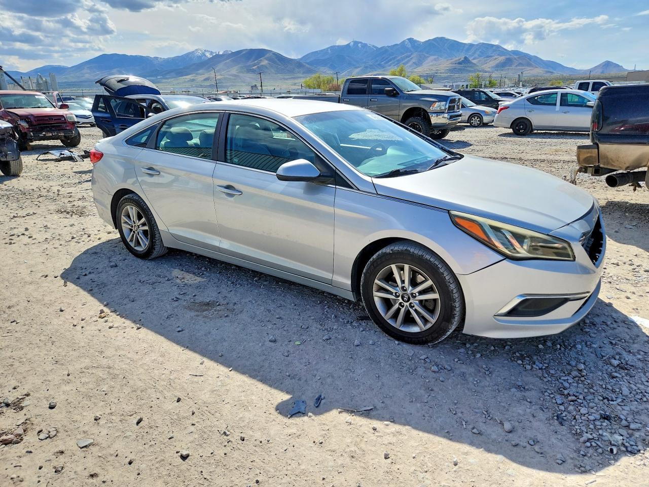 2017 Hyundai Sonata Se - Фото 4