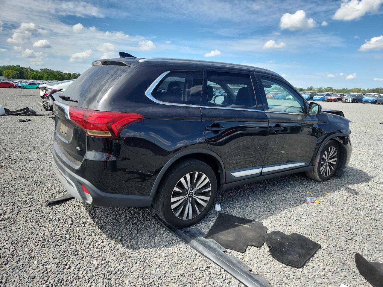2020 Mitsubishi Outlander Se - Image 3