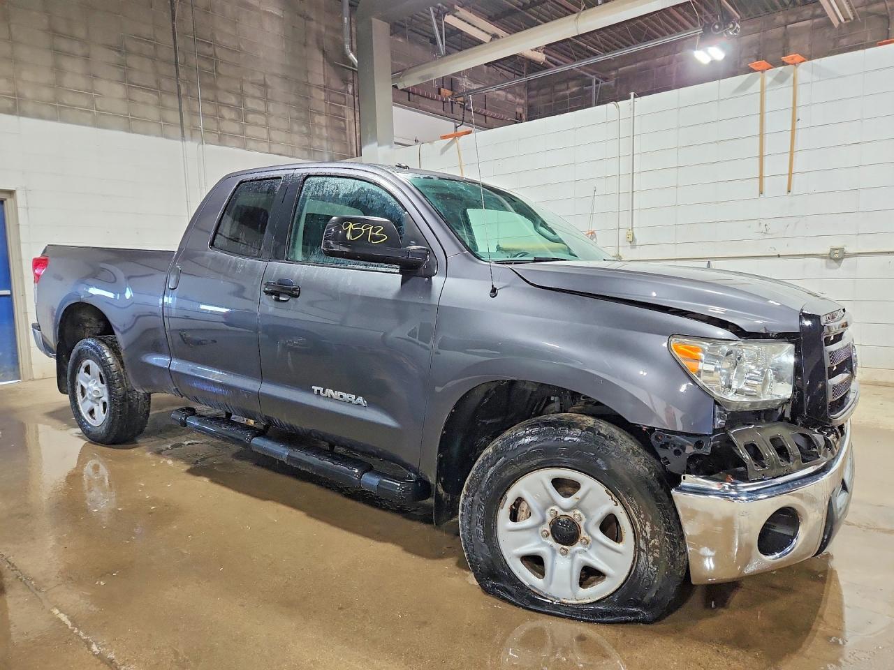 2013 Toyota Tundra Double Cab Sr5 - Фото 4