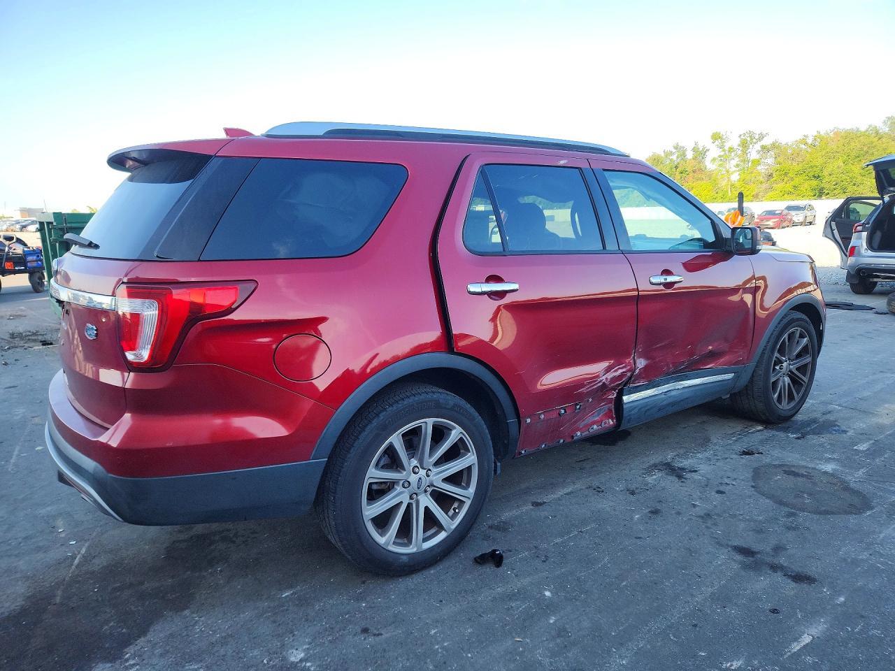 2017 Ford Explorer Limited - Image 3
