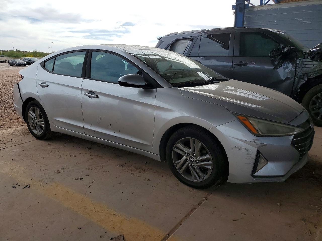 2019 Hyundai Elantra Sel - Фото 4