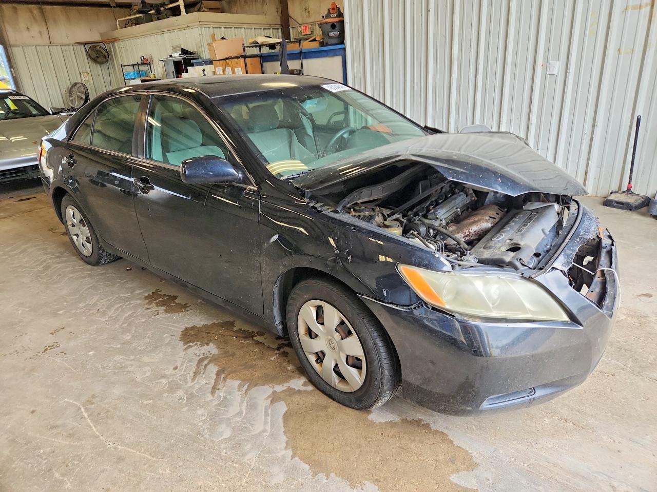 2009 Toyota Camry Le - Фото 4