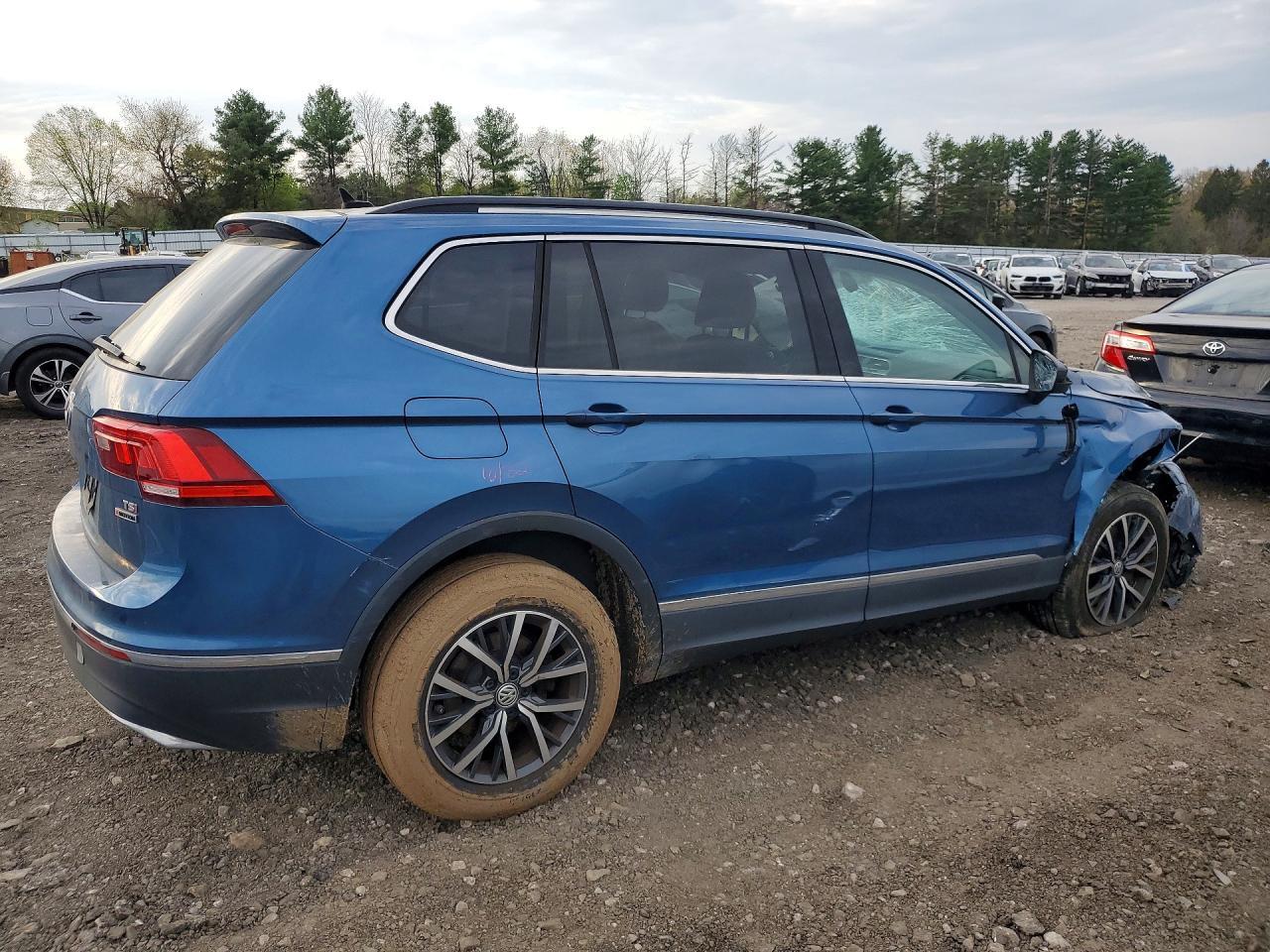 2018 Volkswagen Tiguan Se - Фото 3