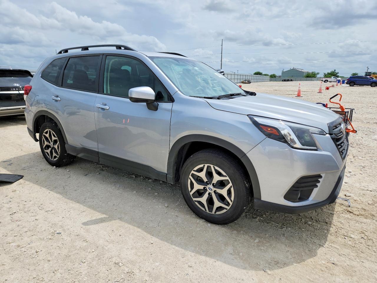 2024 Subaru Forester Premium - Фото 4
