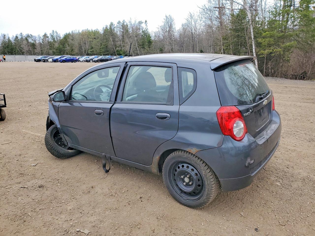 2010 Chevrolet Aveo Lt - Image 2