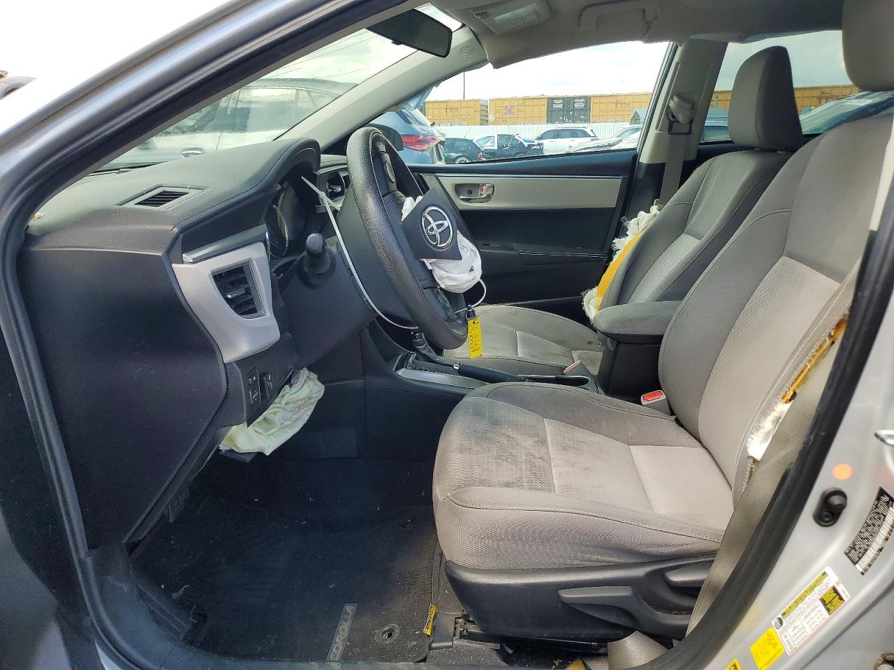 2015 Toyota Corolla Le - Фото 7