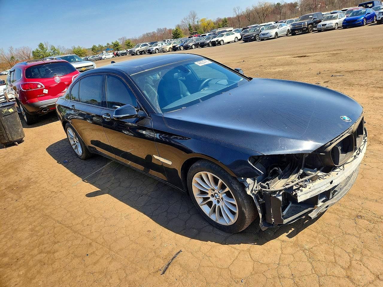 2014 BMW 740 Lxi - Фото 4