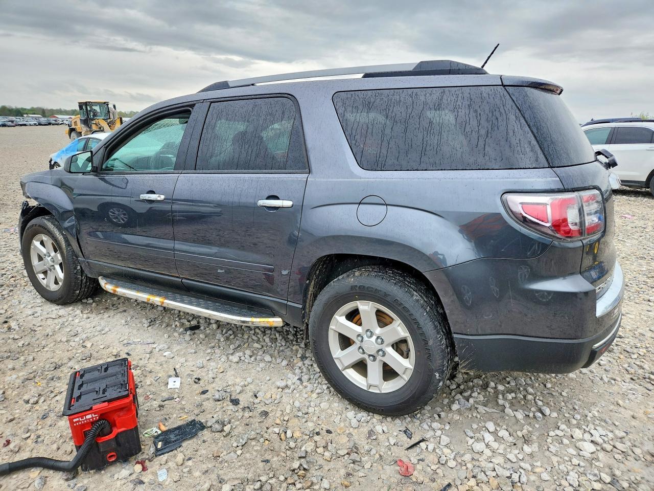 2013 GMC Acadia Sle - Image 2