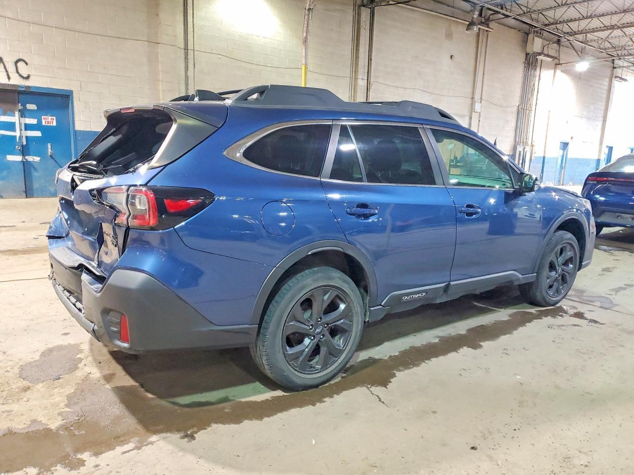 2020 Subaru Outback Onyx Edition Xt - Image 3