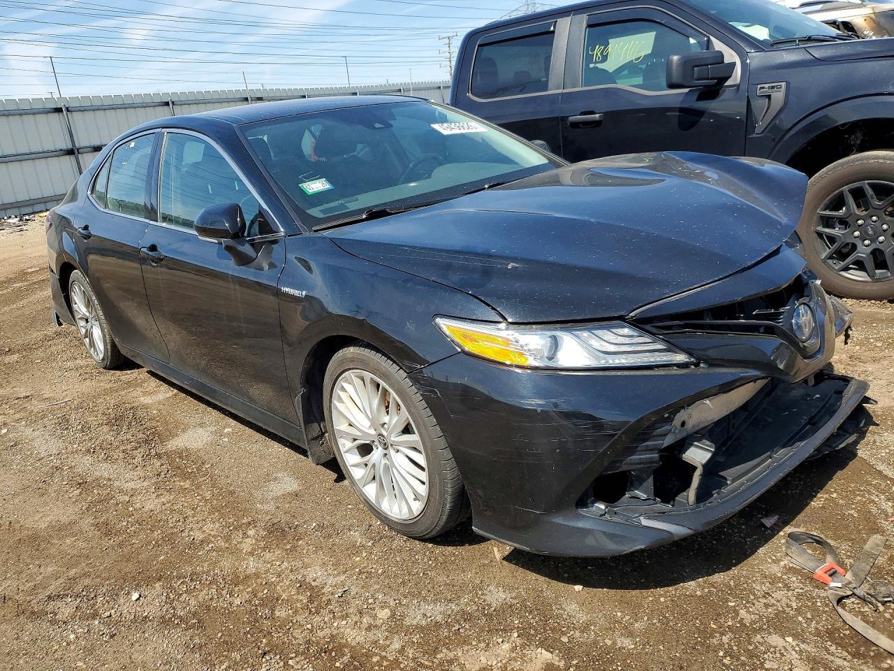 2020 Toyota Camry Xle - Фото 4