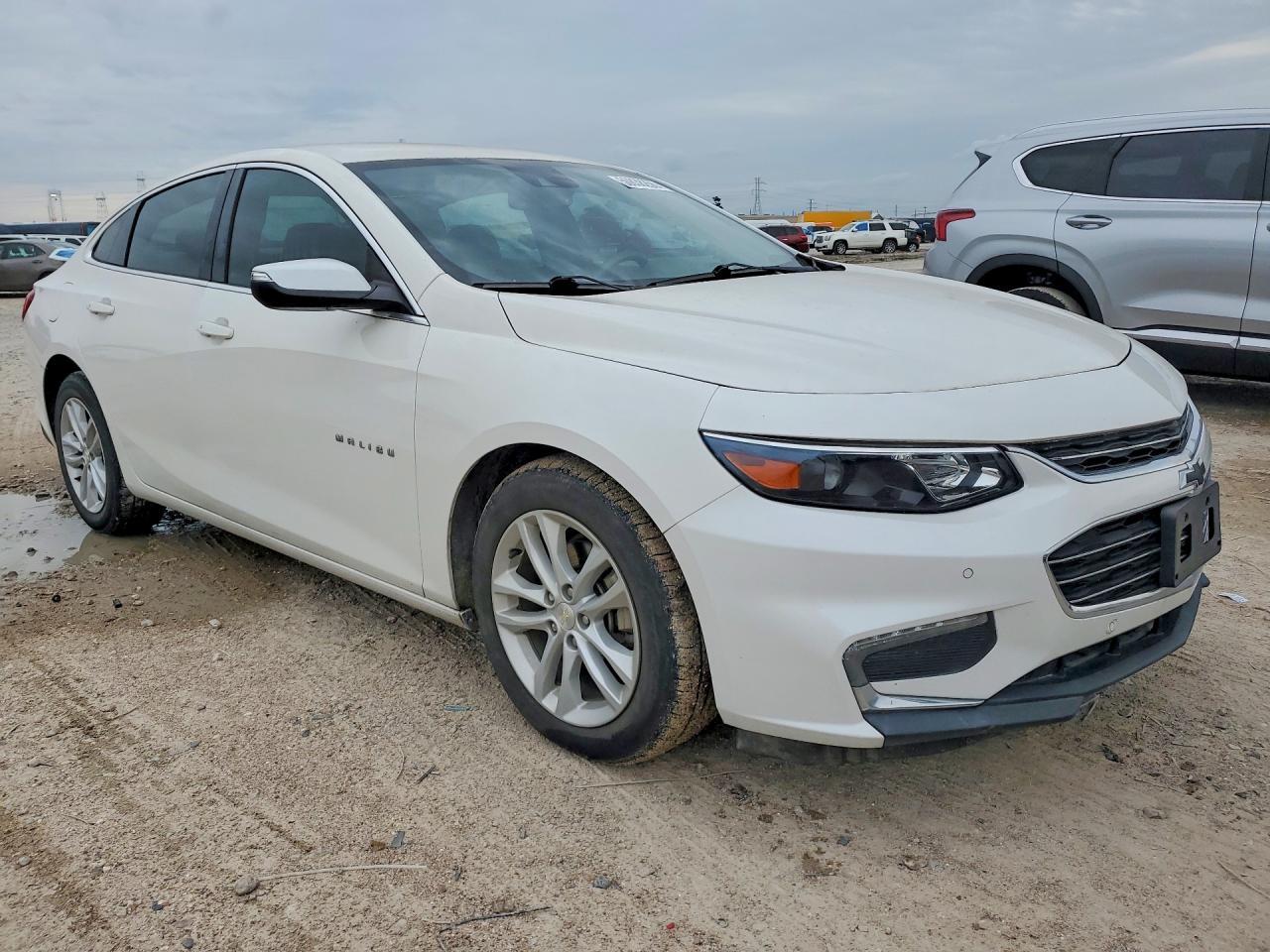 2018 Chevrolet Malibu Lt - Image 4