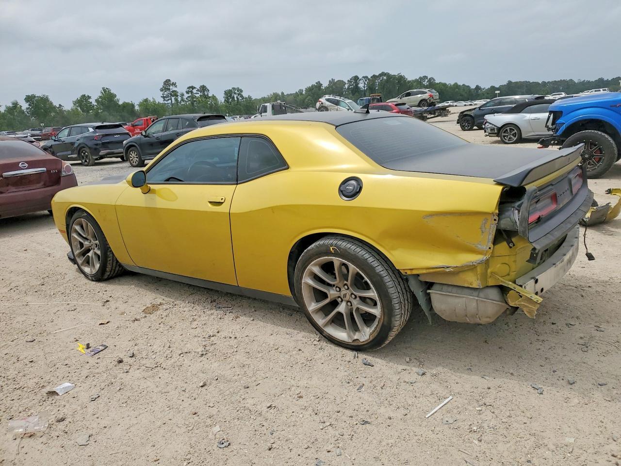 2020 Dodge Challenger Gt - Image 2