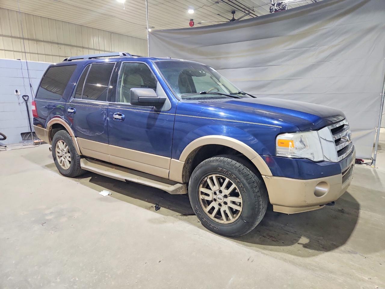 2011 Ford Expedition Xlt - Фото 4