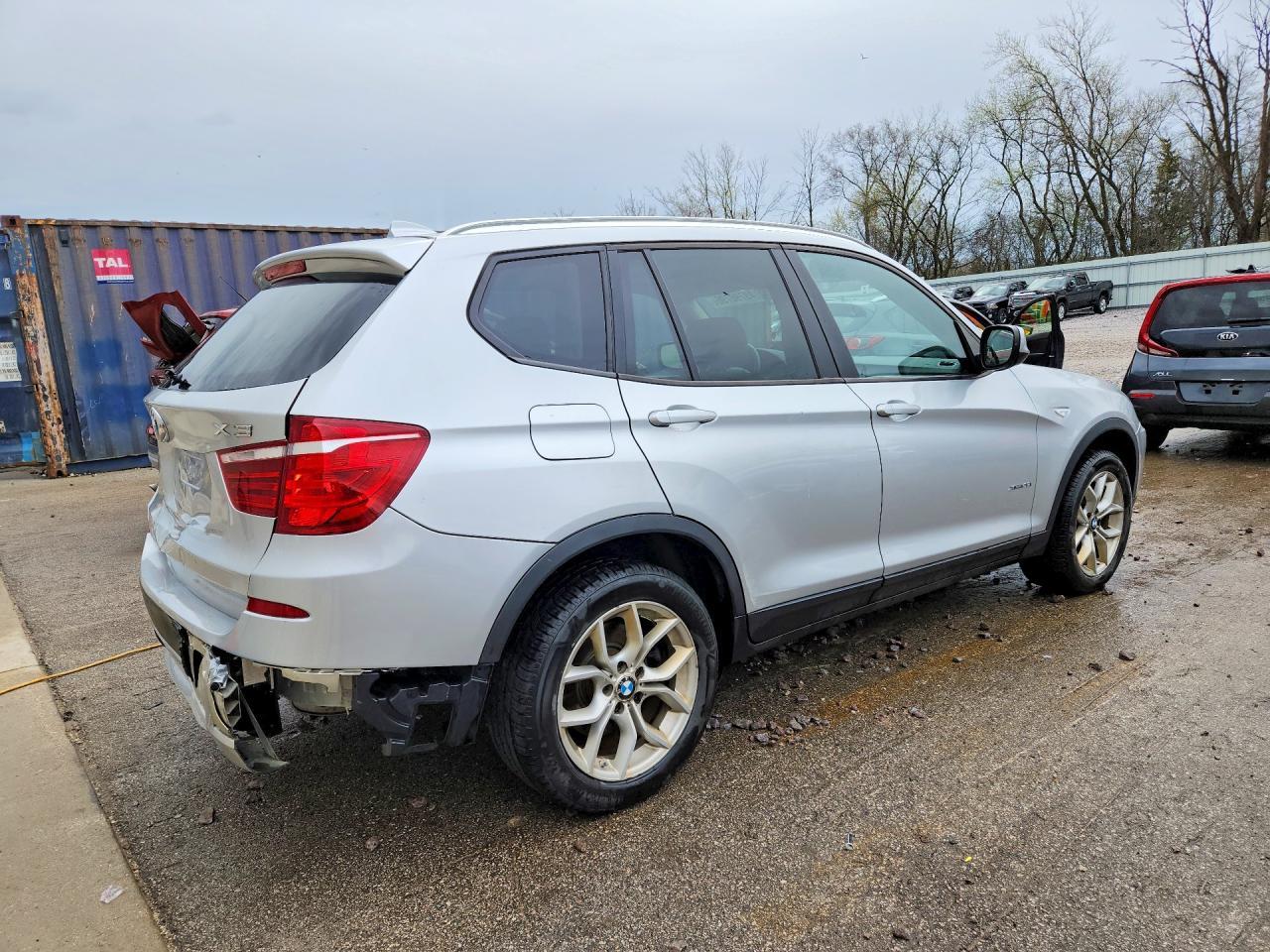2013 BMW X3 xDrive28I - Фото 3