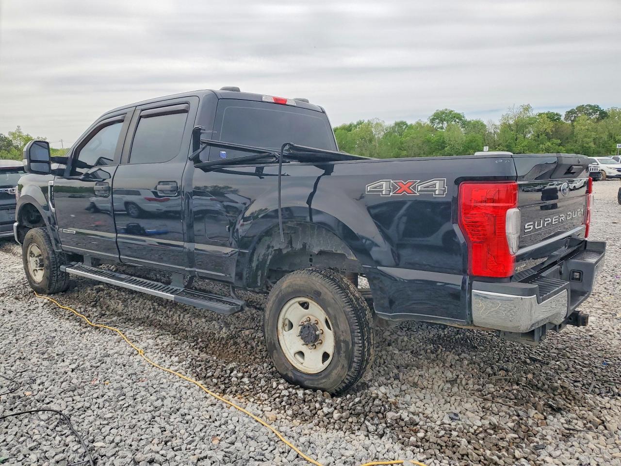 2020 Ford F250 Super Duty - Фото 2