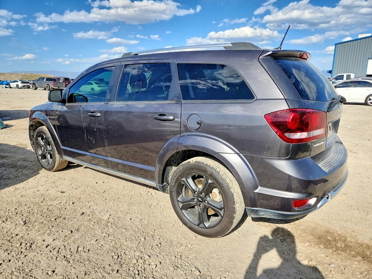 2020 Dodge Journey Crossroad - Фото 2