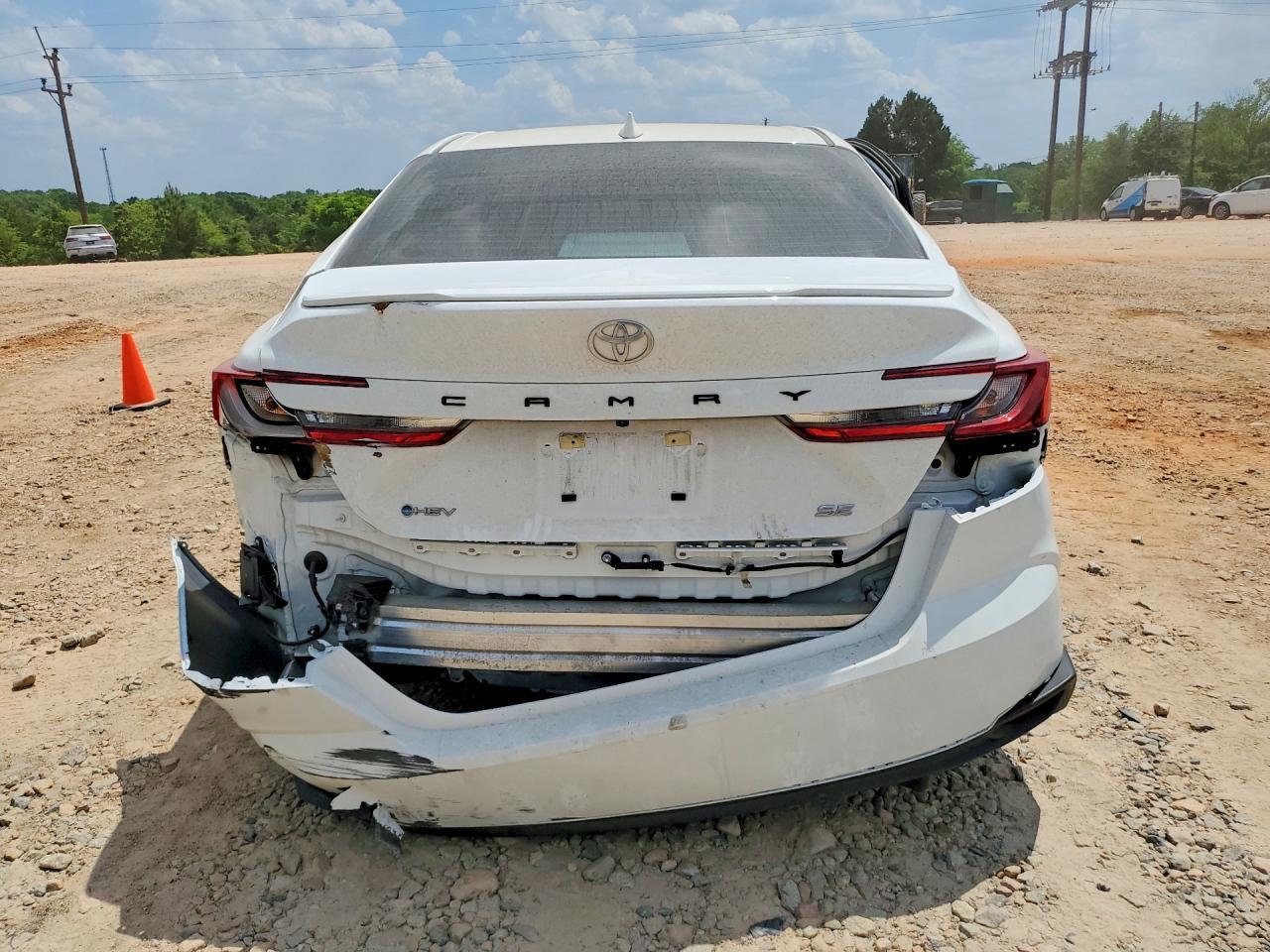 2025 Toyota Camry - Фото 6
