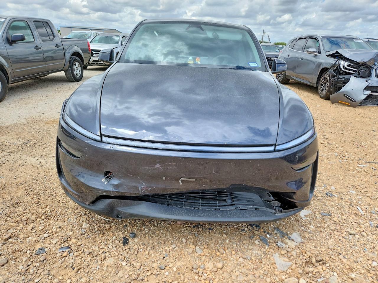 2026 Tesla Model Y - Фото 5